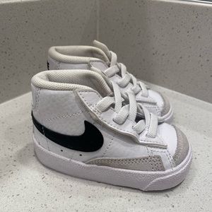White baby Nike blazer Mid size 3
